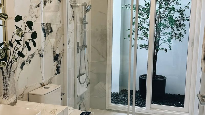 光伏支架耐候钢与铝合金：耐候性与性价比的较量